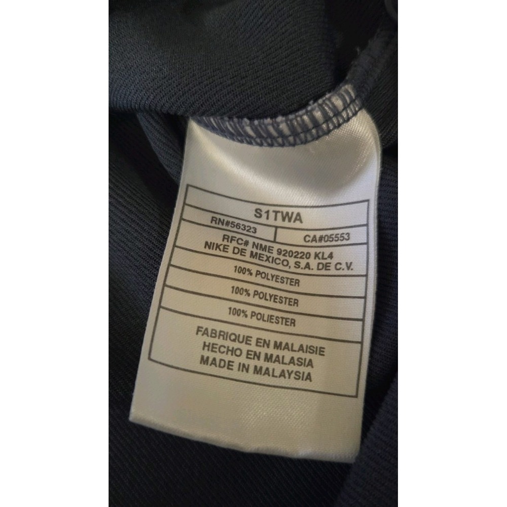 NIKE ACG MENS SHORT SLEEVE NAVY BLUE BUTTONDOWN SIZE MEDIUM - Picture 4 of 4